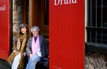 			Katie O’Halloran The 2021 2022 Recipient Of Druid’S Marie Mullen Bursary And Druid’S Artistic Director Garry Hynes On Druid Lane In Galway  Image By Declan Colohan 3