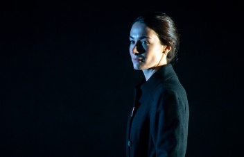 			Siobhán Cullen In Once Upon A Bridge By Sonya Kelly  A Druid Production  Image By Emilija Jefremova 1366X600