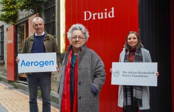 			Pictured On Druid Lane Lto R John Power Aerogen Founder Ceo Garry Hynes Druid Co Founder Artistic Director Claire Mullane Druid Community Education Program