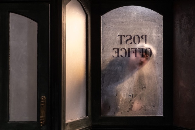 A Pound on Demand (photo by Ste Murray)